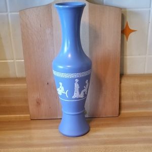 💖💖 Vintage Avon/Wedgewood Vase